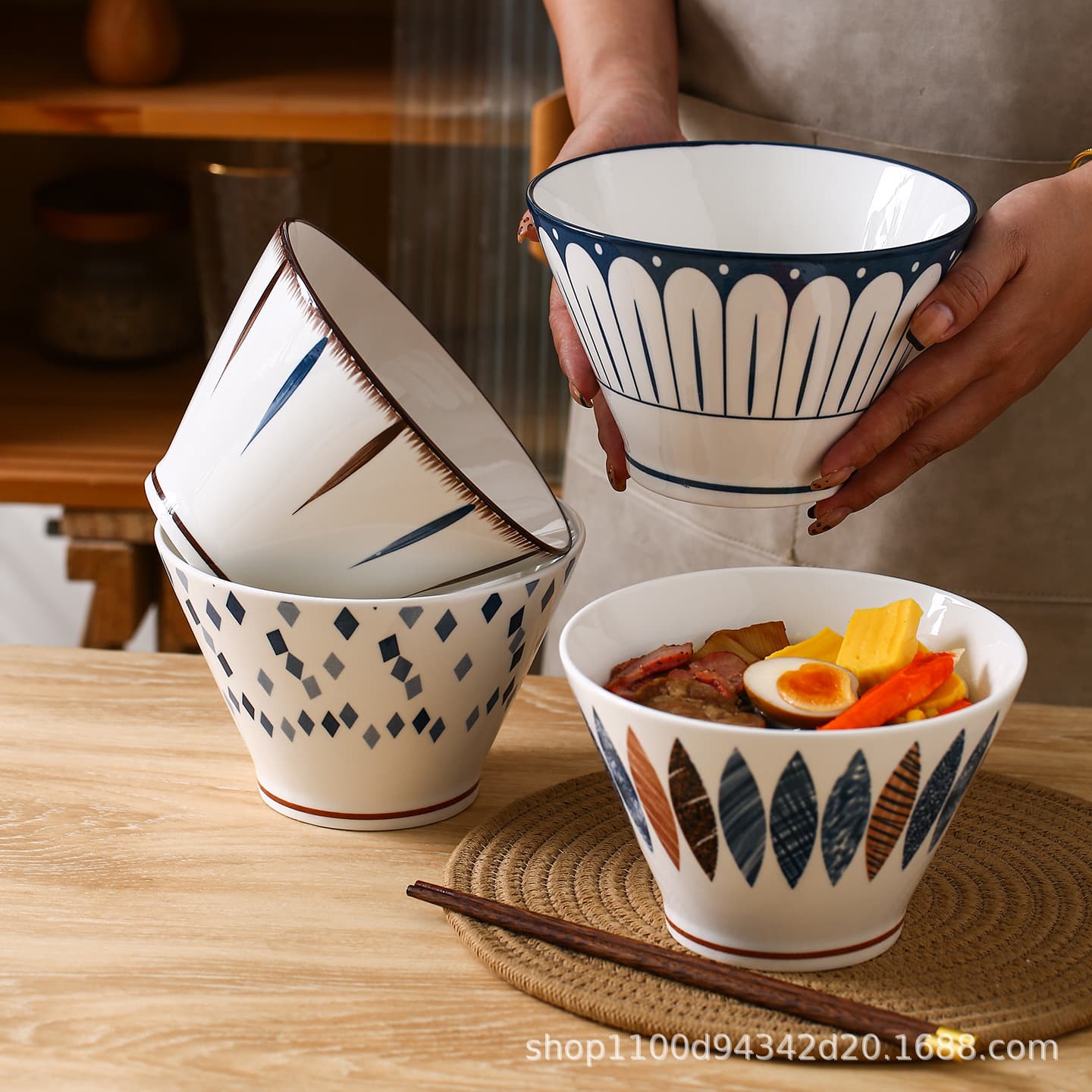 Ceramic Japanese Underglaze Porcelain Noodle Bowl 2025 New Home Instant Noodle Bowl Soup Noodle Bowl Large Bowl Hat-Shaped Bowl Ramen Bowl