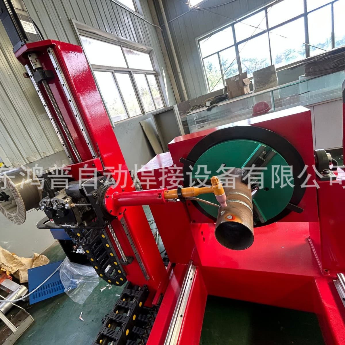 Pipe welding machine, pipe butt welding equipment, small diameter circumferential weld equipment, carbon steel circumferential welding machine