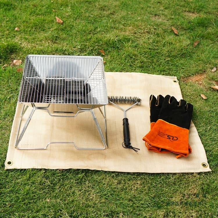 Outdoor Camping Fireproof Cloth Picnic Barbecue Heat Insulation Mat Flame Retardant High Temperature Resistant Fire Blanket Glass Fiber Flame Retardant Cloth