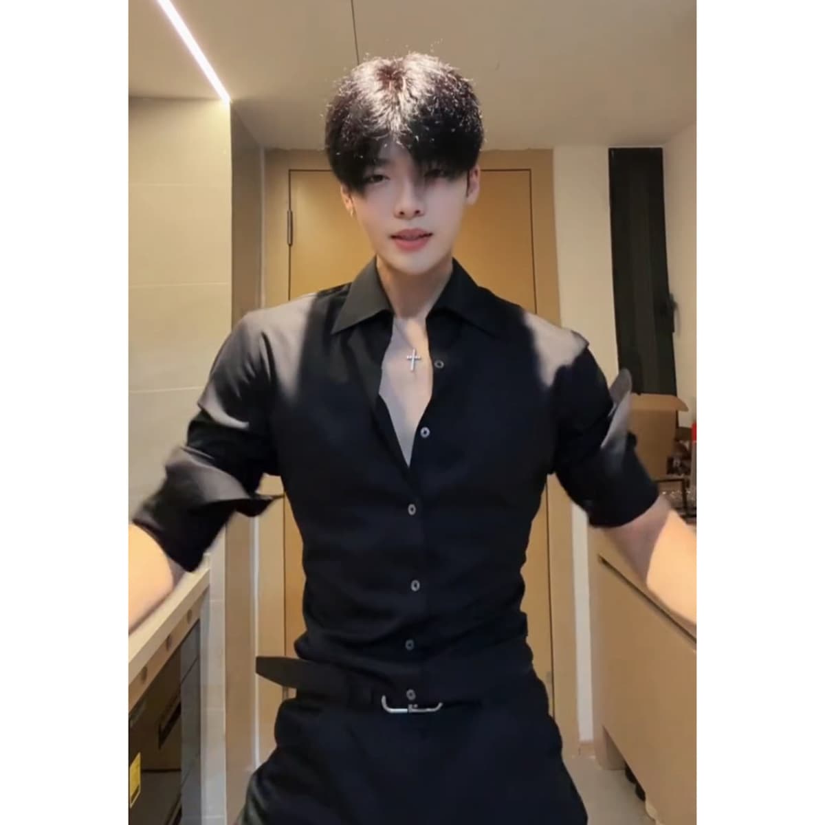 Handsome Naples black shirt men's cleanfit high-end men's top suit with long-sleeved shirt