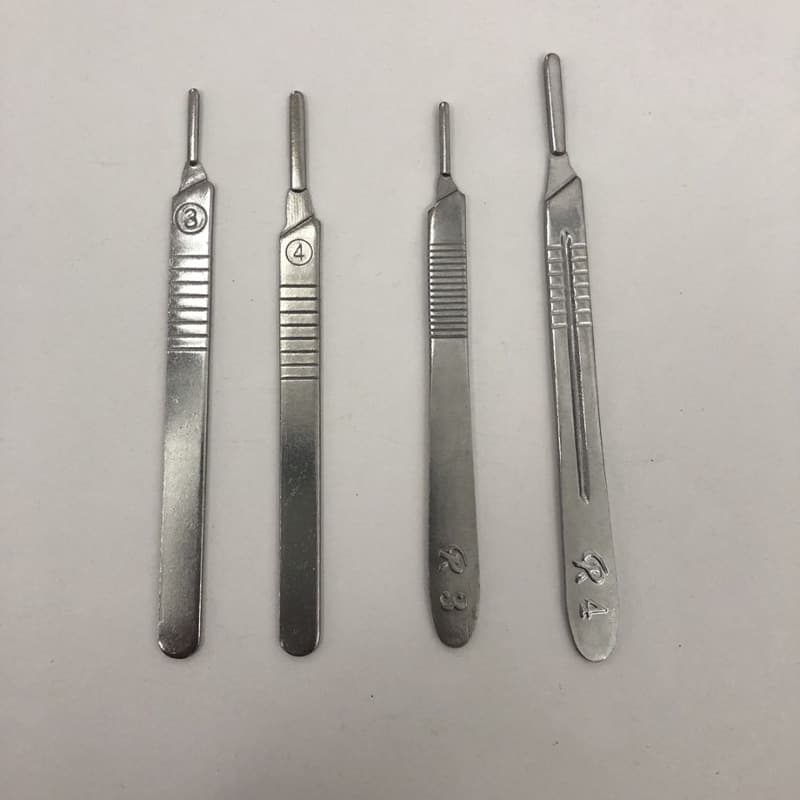 Manufacturer direct sales stainless steel scalpel handles, standard and thickened #3 and #4 for repair, craft, and carving purposes.