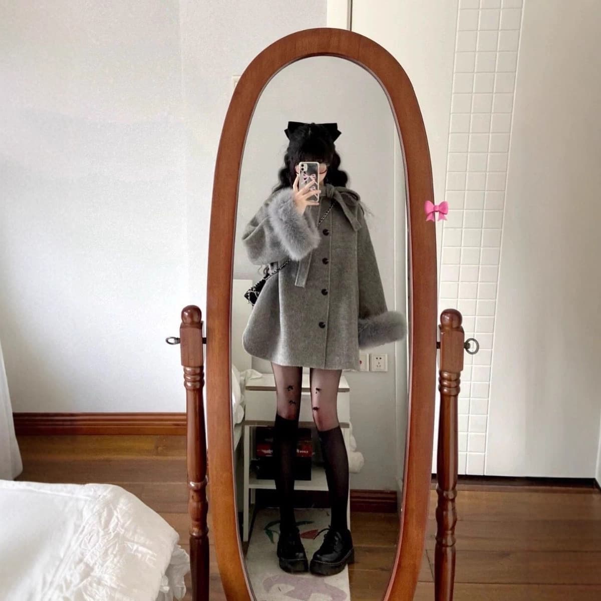 Audrey Hepburn Style Autumn/Winter New Grey Tweed Jacket Women Mid-Length Bow Tweed Cape Coat Petite.