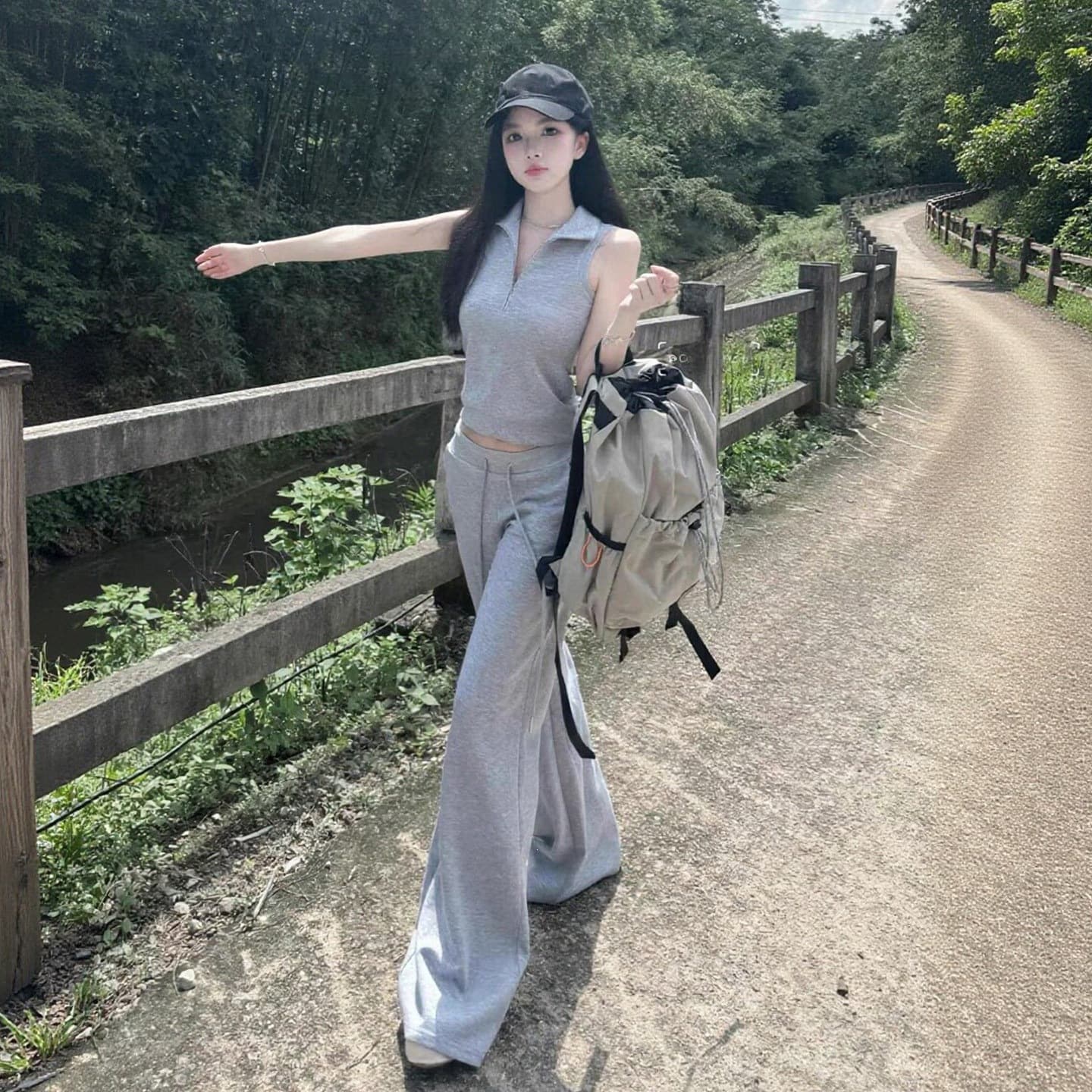 2026 Summer High-End Korean Style Sportswear Set for Women, Loose Fashionable Sleeveless Top with Casual Long Pants