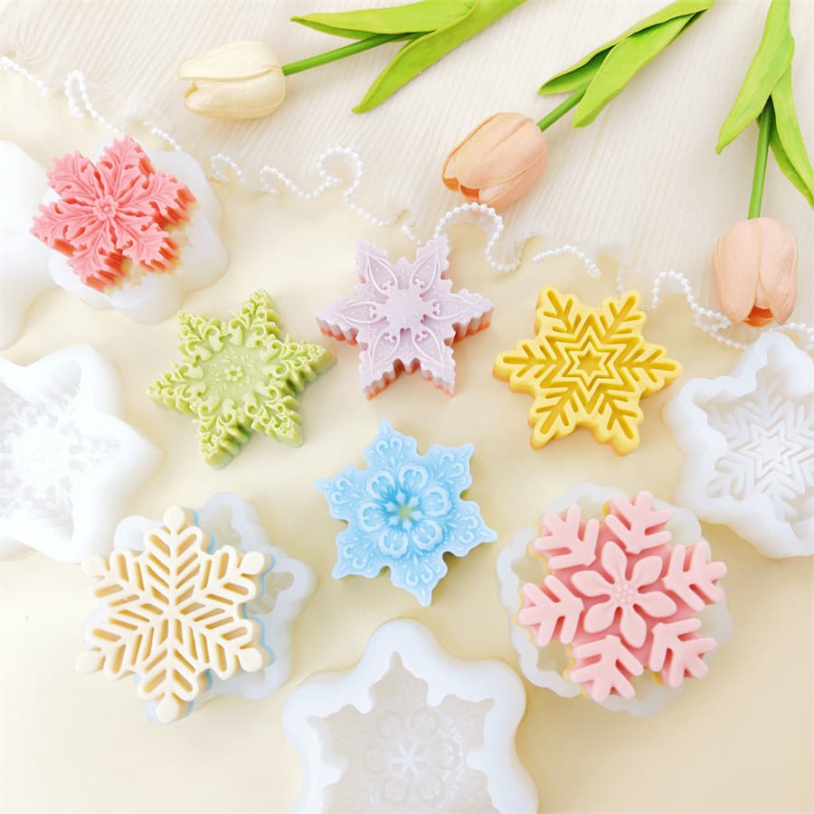 Winter Snowflake Decorative Scented Candle Silicone Mold, Mousse Cake Chocolate Baking Mold, Resin Mold