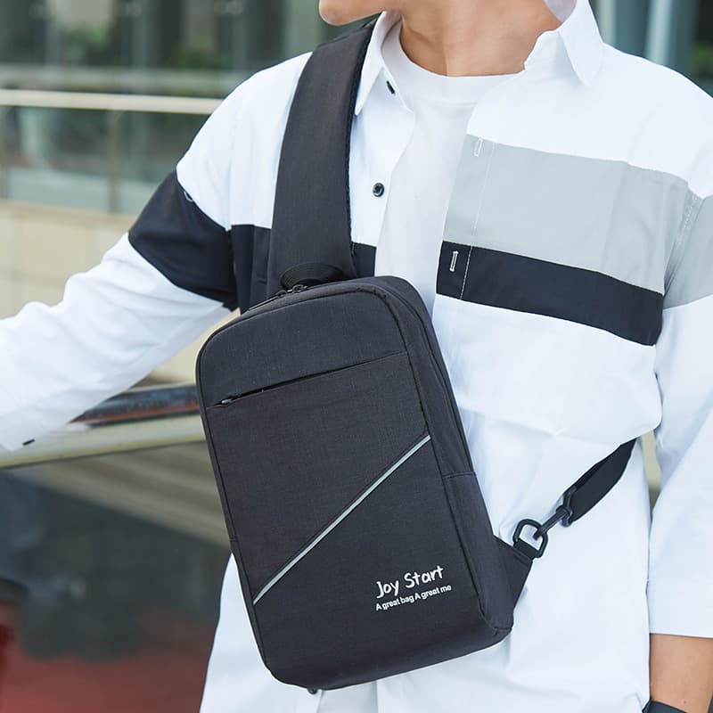 2022 Men's Chest Bag Korean Style Crossbody Bag Business Casual Shoulder Bag Outdoor Cycling Sports Bag Durable and Portable