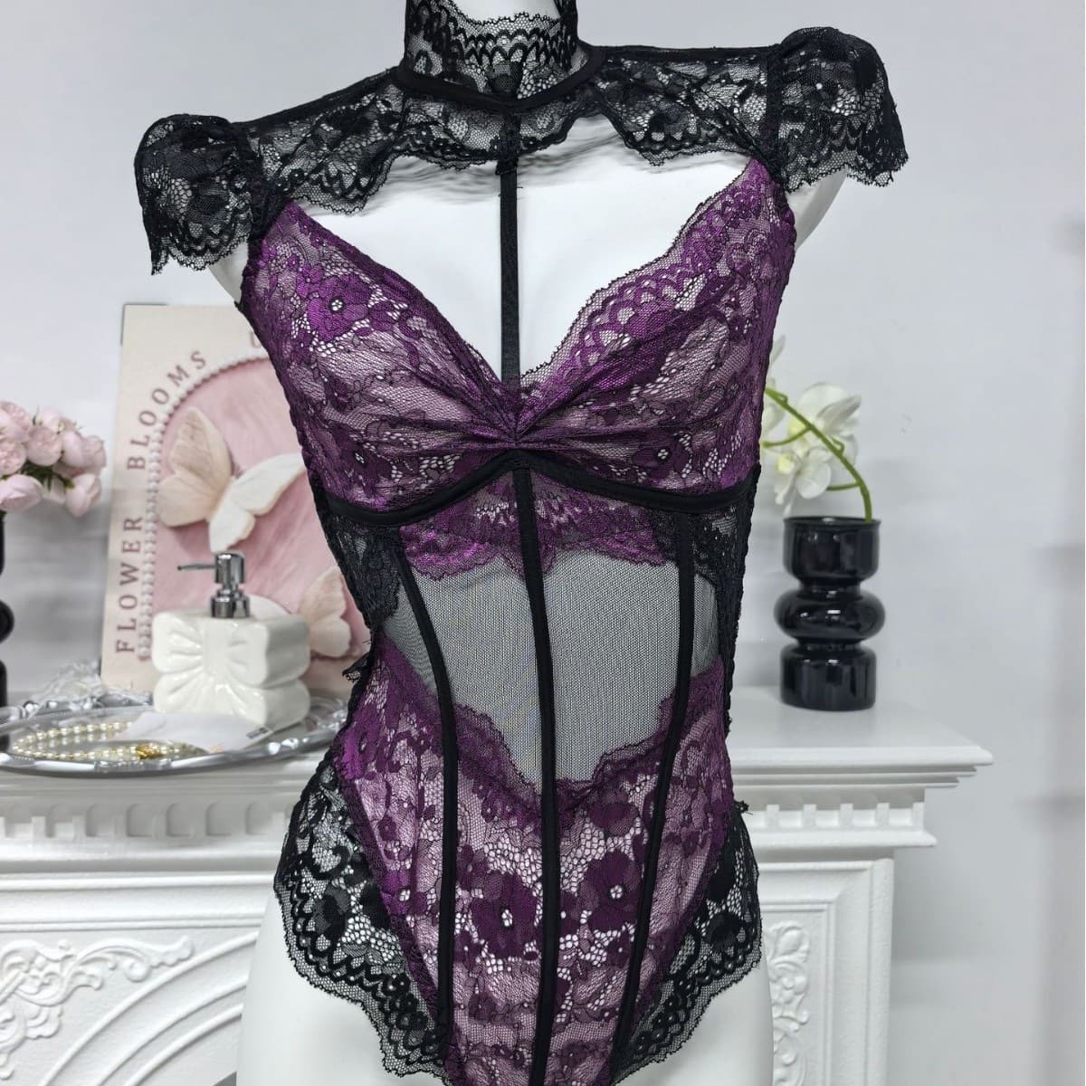 Yu Huan Lingerie French Pure Desire Bodysuit Mature Woman Lace Temptation See-Through Set Sexy Uniform