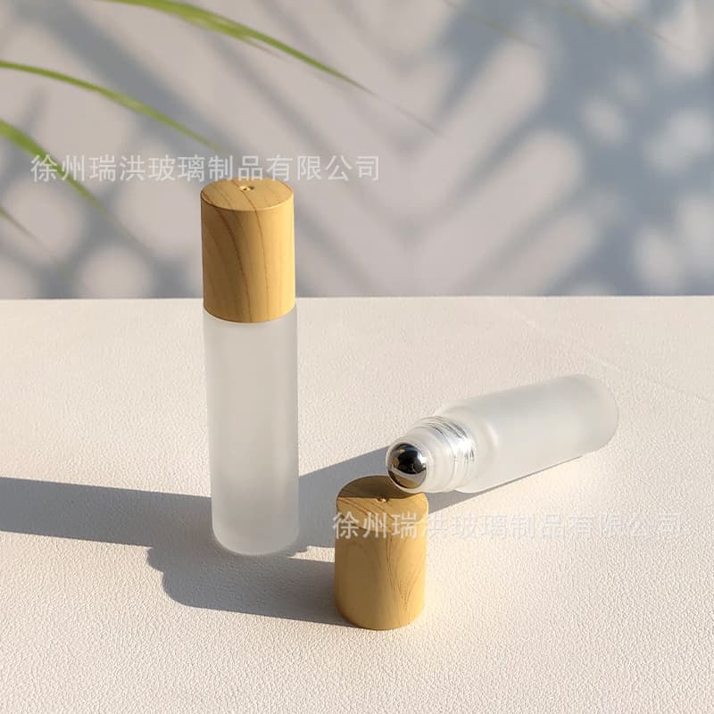 Wholesale 5ml 10ml wood grain cap roller ball bottle, sandblasted glass perfume essential oil refill bottle