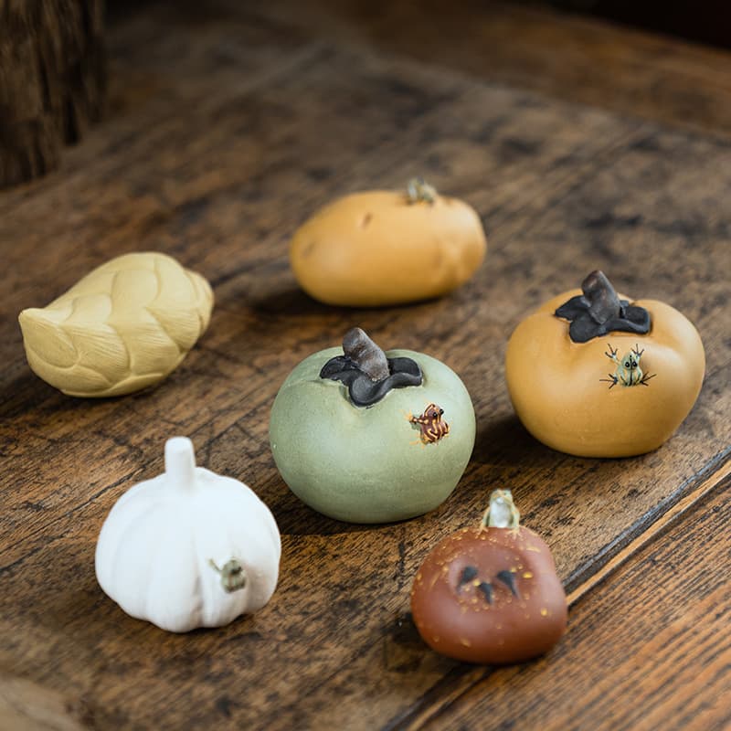 Purple Sand Teapet Spraying Frog Ornament, Handmade Simulated Potato Bamboo Shoot Garlic Persimmon Sculpture Tea Set Tea Ceremony Accessory