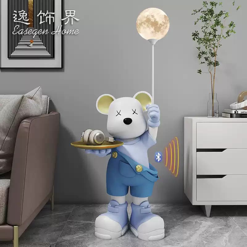 Violent bear large ornaments in the living room large floor-standing Internet celebrity tray next to the audio and TV new house moving gift