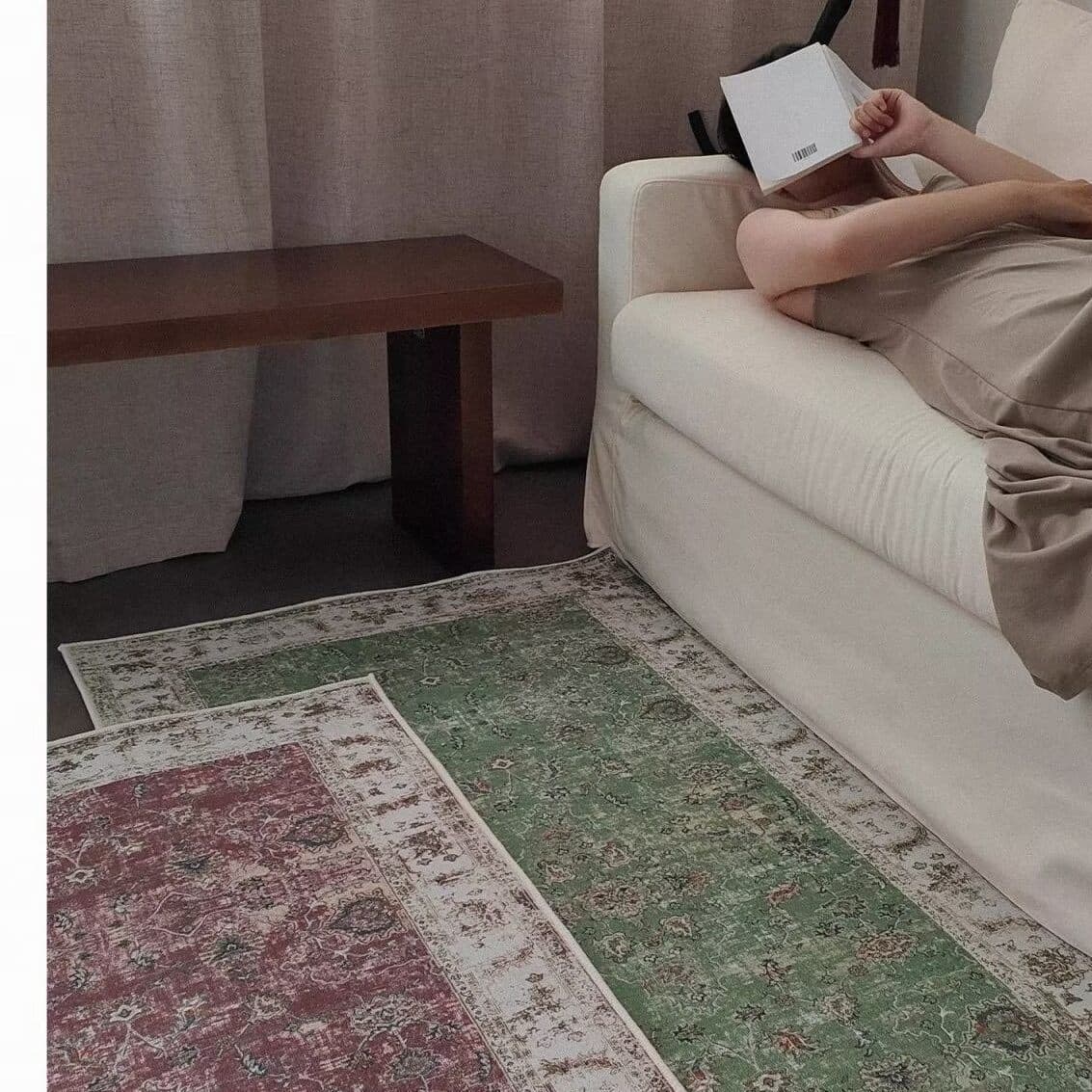 Cross-border Amazon Vintage Persian Area Rug for Living Room, Skin-Friendly, Easy to Clean, Full-Size Large Carpet, Durable and Stain-Resistant Bedside Rug