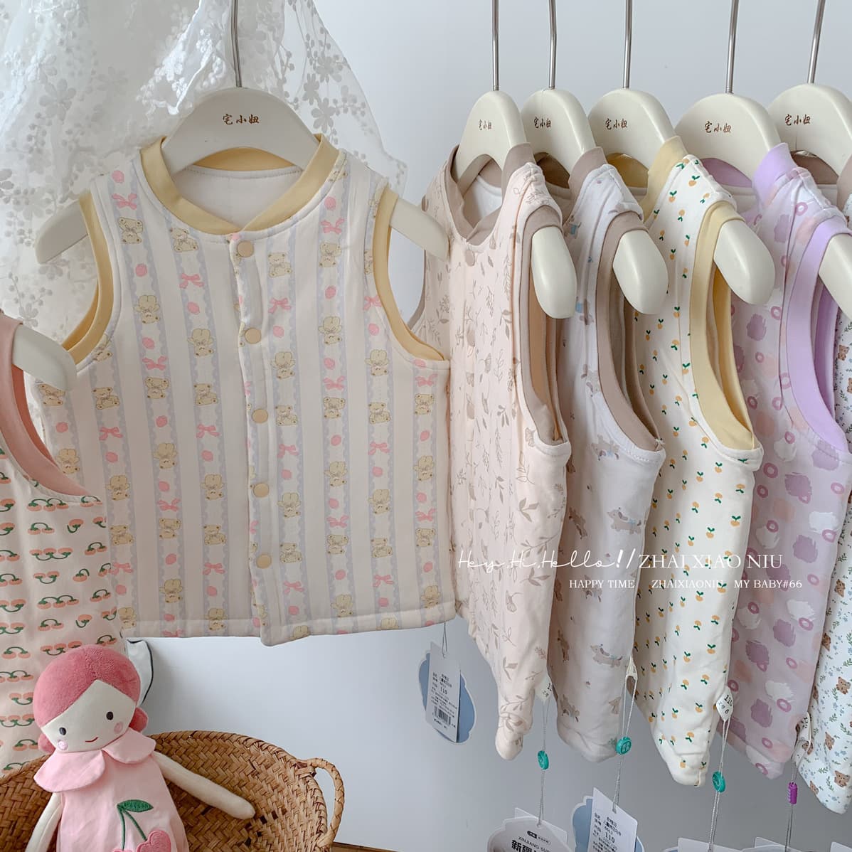Hot Sale! Cotton Vests for Babies, Thin Machine-Washable Padded Vests, Pure Cotton Layering or Outerwear Warm Sleeveless Jackets
