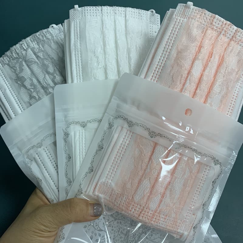 New four-layer mesh lace face mask, Japanese style, disposable face mask, summer sun protection.
