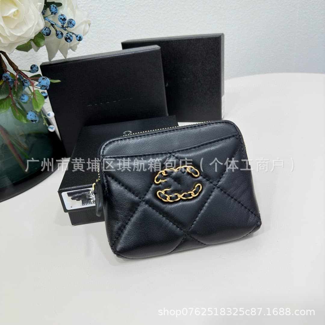 Chanel 19 Bag Coin Purse Women's Compact Portable Double C Quilted Wallet Card Holder Short Toast Wallet Clutch
