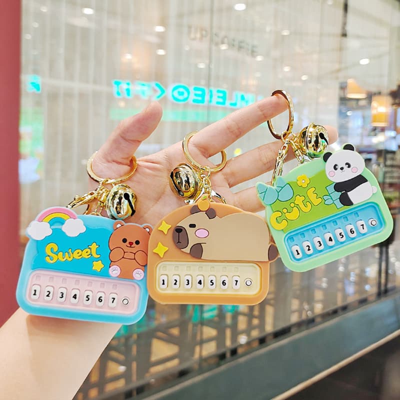 Soft Cute Animal Mini Piano Keychain, Adorable Cartoon Musical Electronic Keyboard Charm for Girls