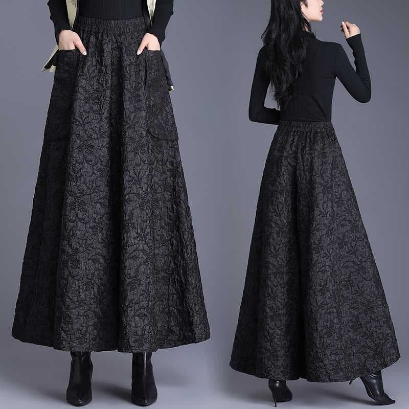 Real shot of women's Chinese style jacquard wide-leg pants, new autumn and winter style, plus size, slimming, flared umbrella skirt pants, casual bootcut pants.