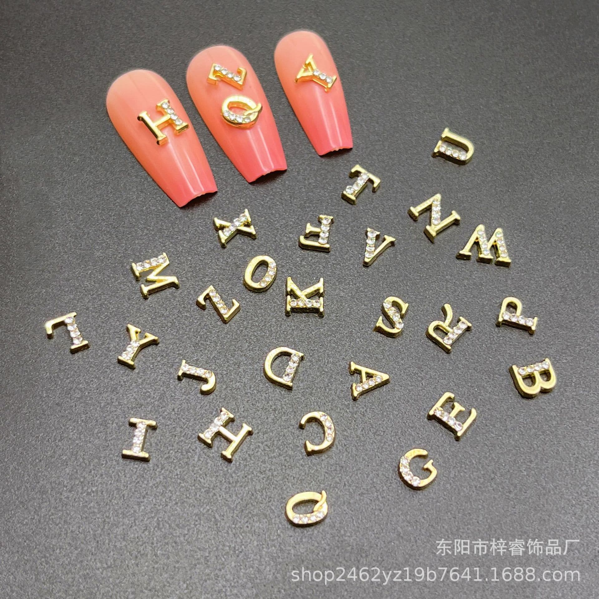 Cross-border hot style 26 English letter alloy nail art accessories Japanese simple metal letter nail accessories wholesale