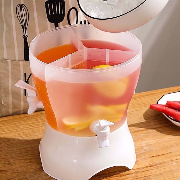 Rotatable Large Capacity Divided Pitcher for Homemade Drinks, Refrigerator-Safe Cold Water Container