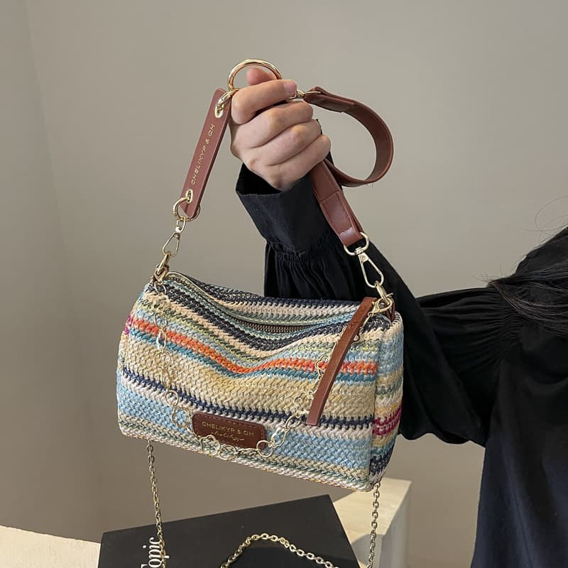 Cross-border new underarm straw bag, versatile and good-looking 2024 beach bag, ethnic style contrast color rainbow single shoulder crossbody