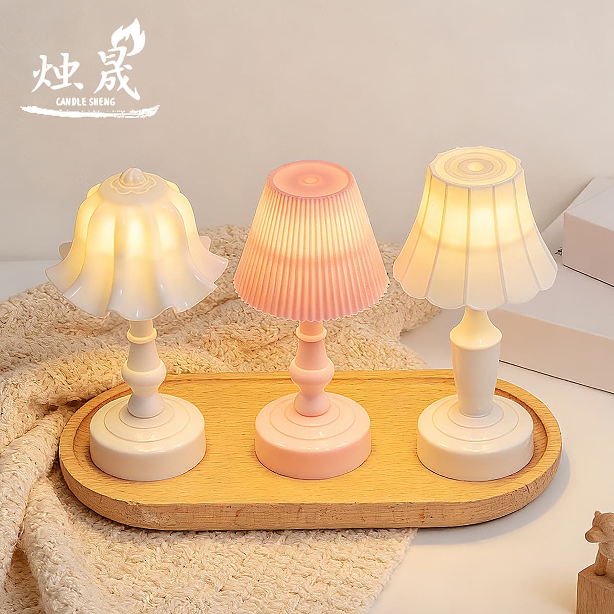 Ins Retro Night Light Desk Lamp Bedside Lamp for Bedroom Dorm Creative Desktop Ornament Birthday Gift for Women Sleep Light