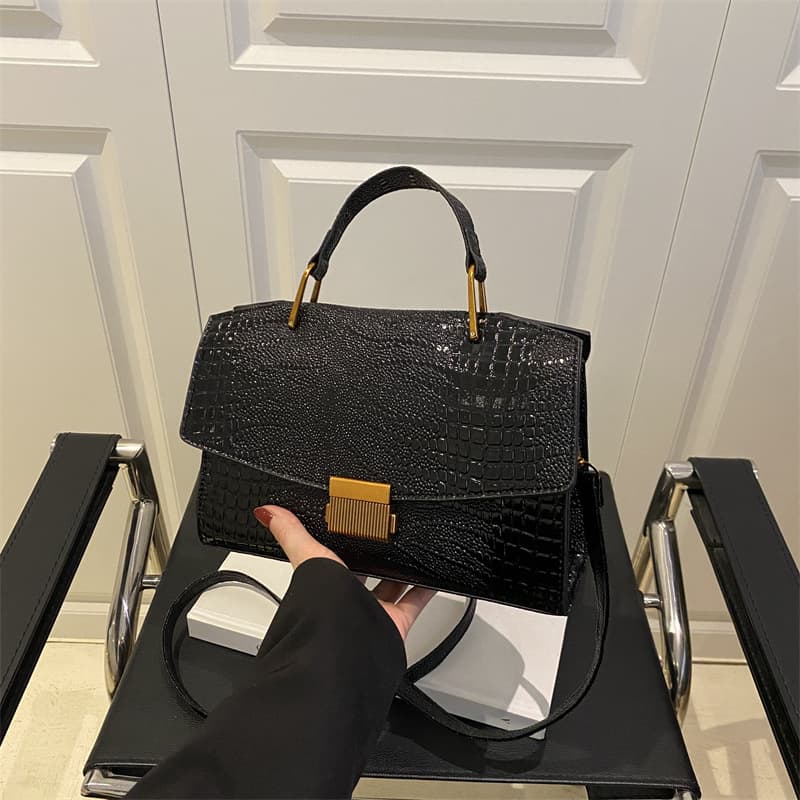 2025 New Fashion Handbag for Women, Premium Lock Buckle Design, Chic and Versatile Shoulder Bag, Top Handle and Crossbody Bag
