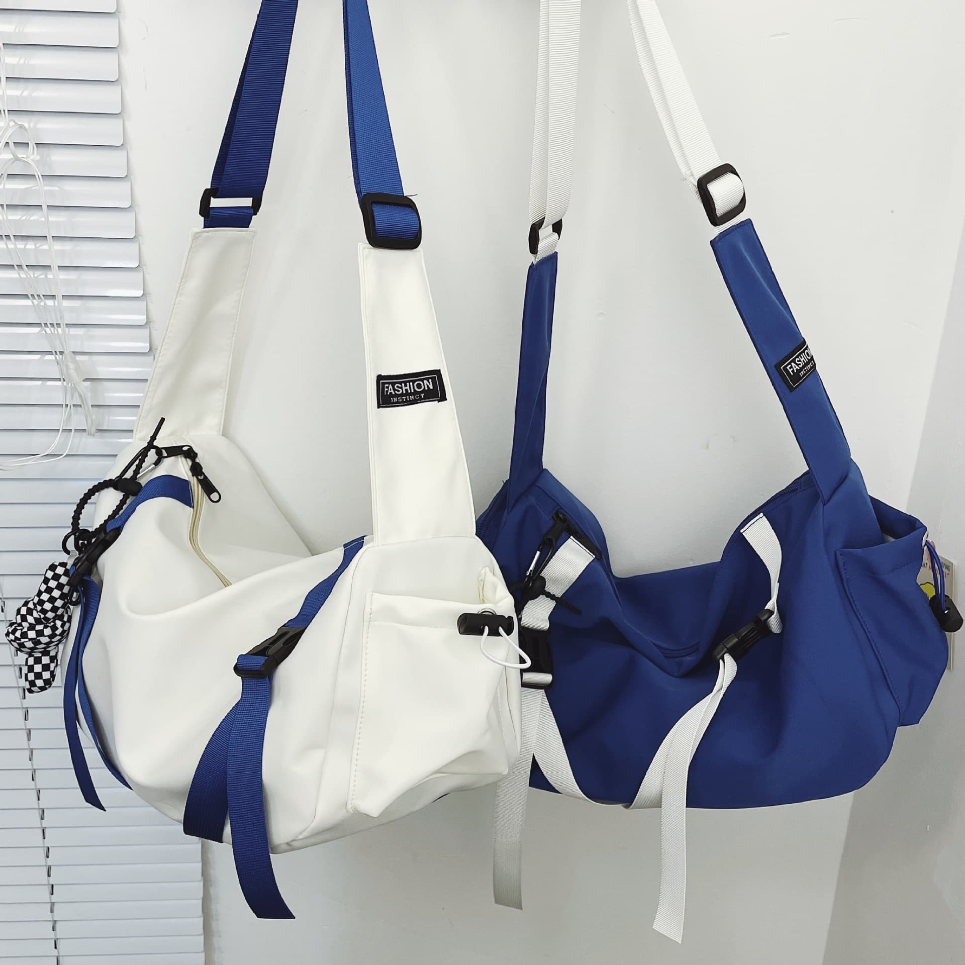 Men's Outdoor Nylon Single Shoulder Bag Fashionable Waterproof Sports Crossbody Bag Versatile Pure Color Polyester Lining
