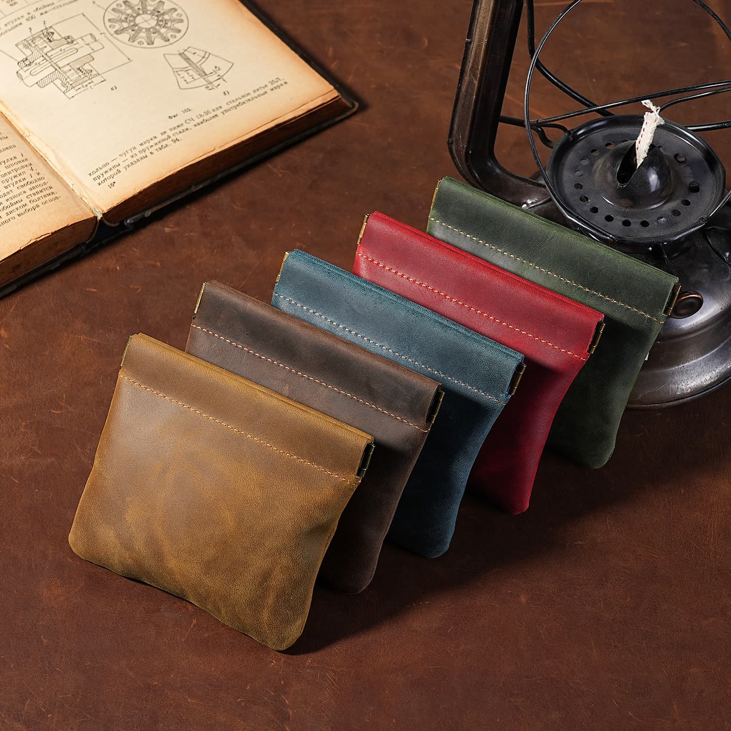 Top-Grain Crazy Horse Leather Mini Coin Purse for Men and Women, Spring Snap Closure, Red Bag for Jewelry and Earphones