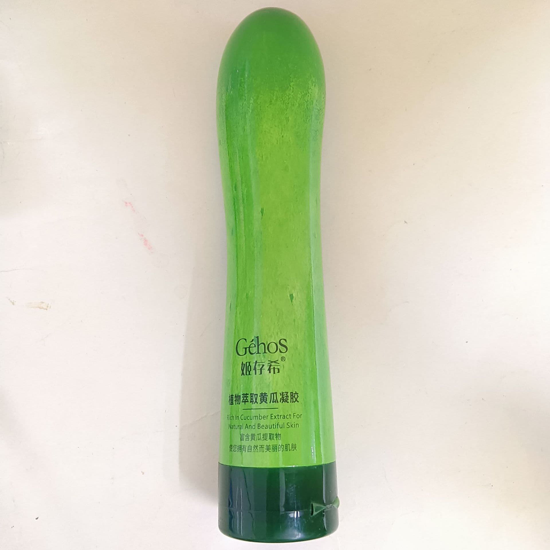 Jicunxi Plant Extract Cucumber Gel - Refreshing, gentle texture.