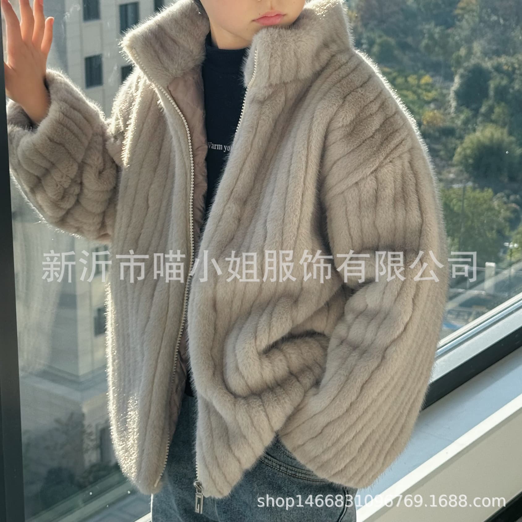 Boys' mink faux fur coats, girls' fuzzy cotton-padded jackets, children's New Year's outfits, 2025 new winter children's clothing