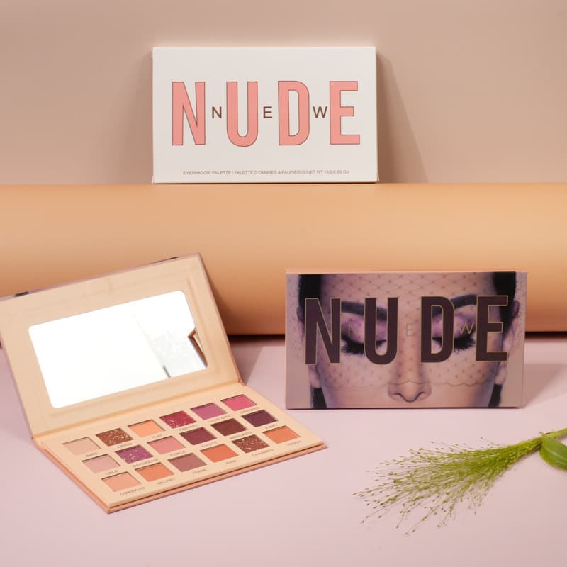 [Paperback] 18-Color Desert Rose Eyeshadow Palette, Earth Tones, Multi-Use Colorful Instagram-Style Cosmetics