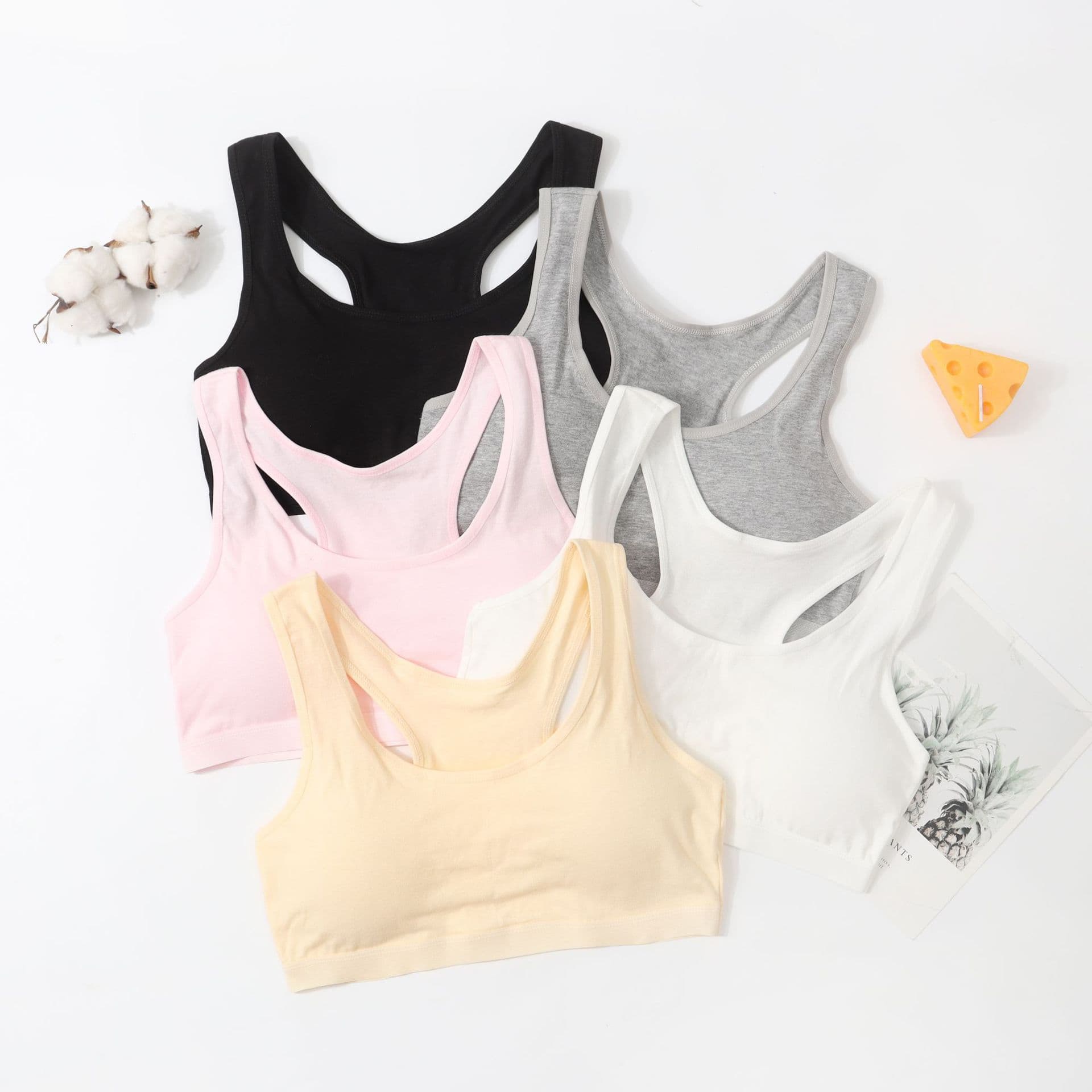 Solid color wireless sports bras with racerback for teenage students