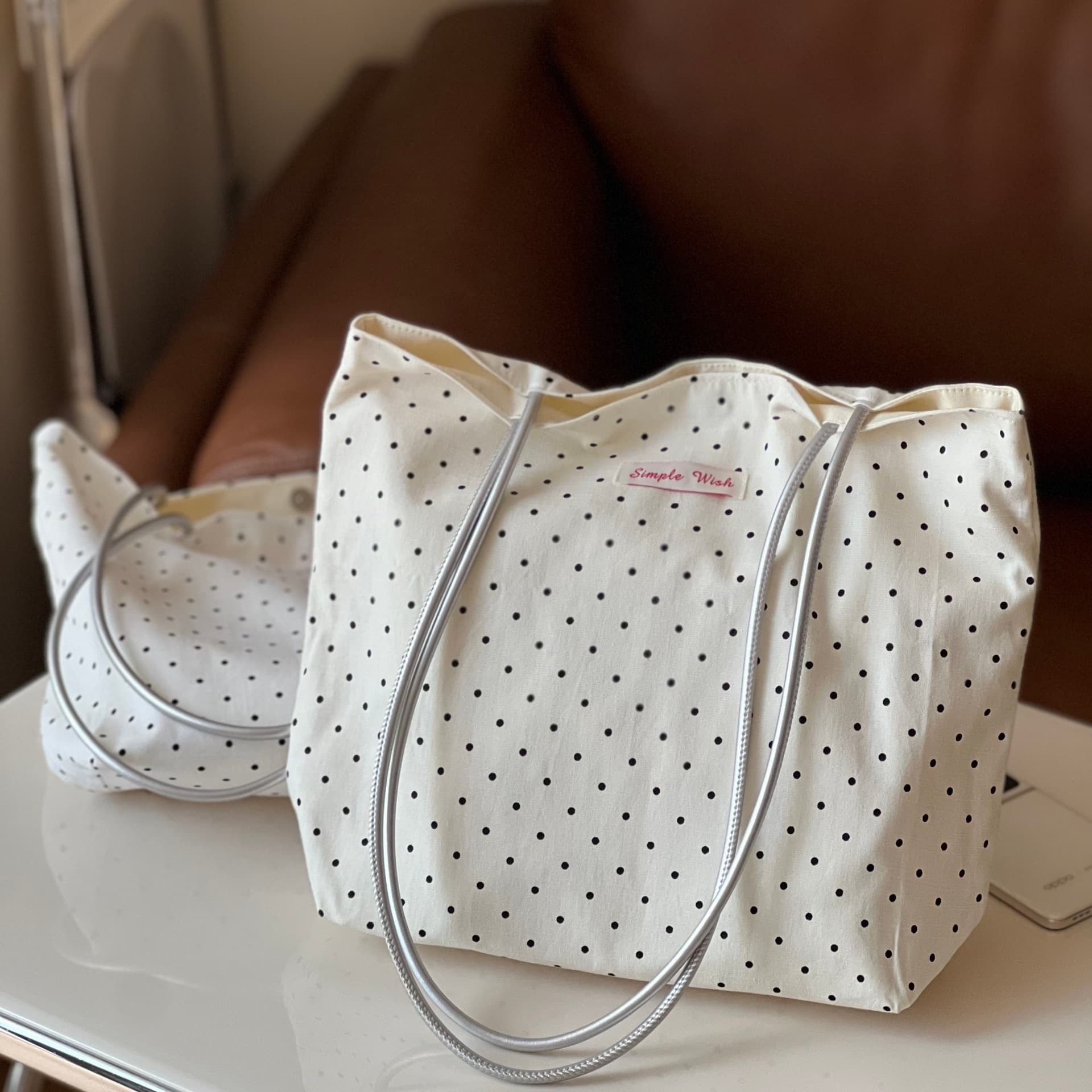 [Suxi Cloth Bag] Simple literary white background with black polka dots thin belt single shoulder cotton bag small handbag