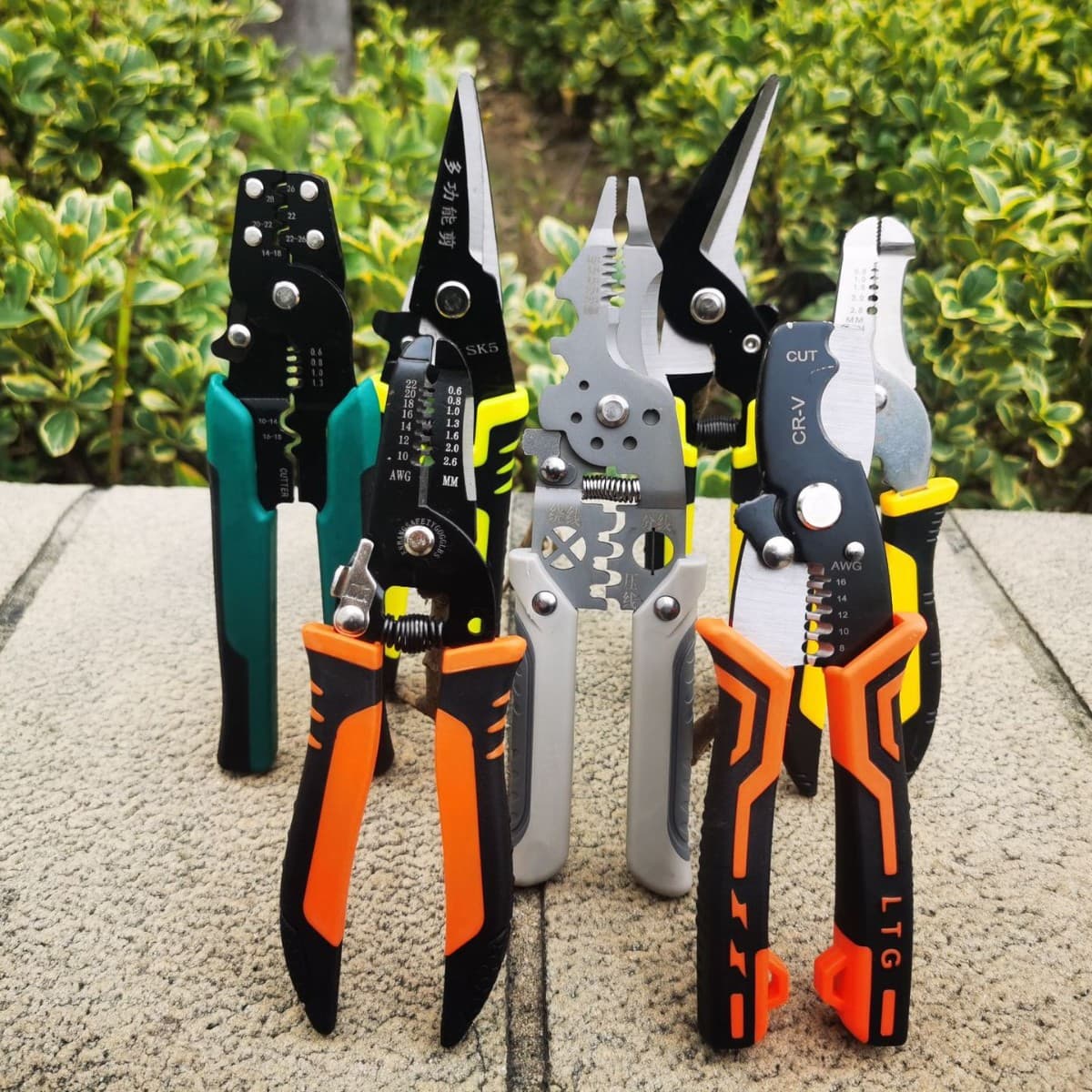 Electrician Wire Stripper Pliers, Multi-Function Wire Stripping Pliers, Universal Wire Cable Scissors, Crimping Pliers