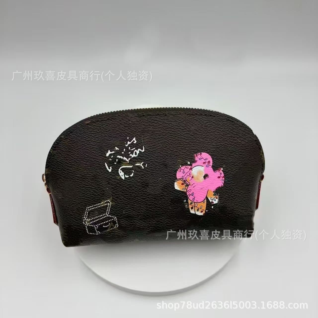 Christmas printed cosmetic bag embossed new shell semicircular toiletry bag large capacity zipper cosmetics storage bag