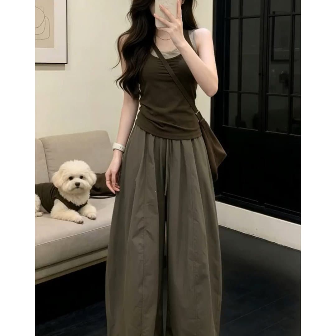 A complete set of great-looking ootd outfits 2026 new fake two-piece camisole women's summer wide-leg pants suit