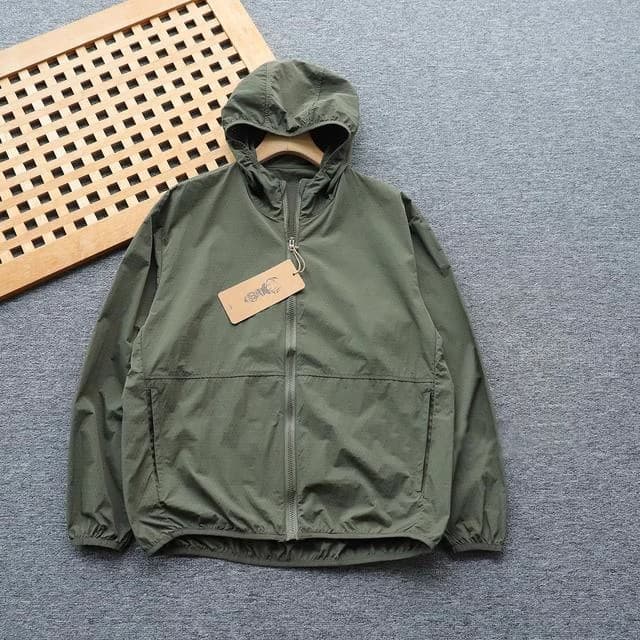 Men's Hooded Jacket Outdoor Sun Protection Skin Coat Trendy New Summer Perforated Breathable Lightweight Loose Casual Sportswear