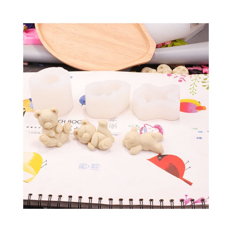 New Cute Shape Bear Ice Cube Mold Gypsum Aromatherapy Car Home Ornaments Crystal Drop Glue Silicone Mold
