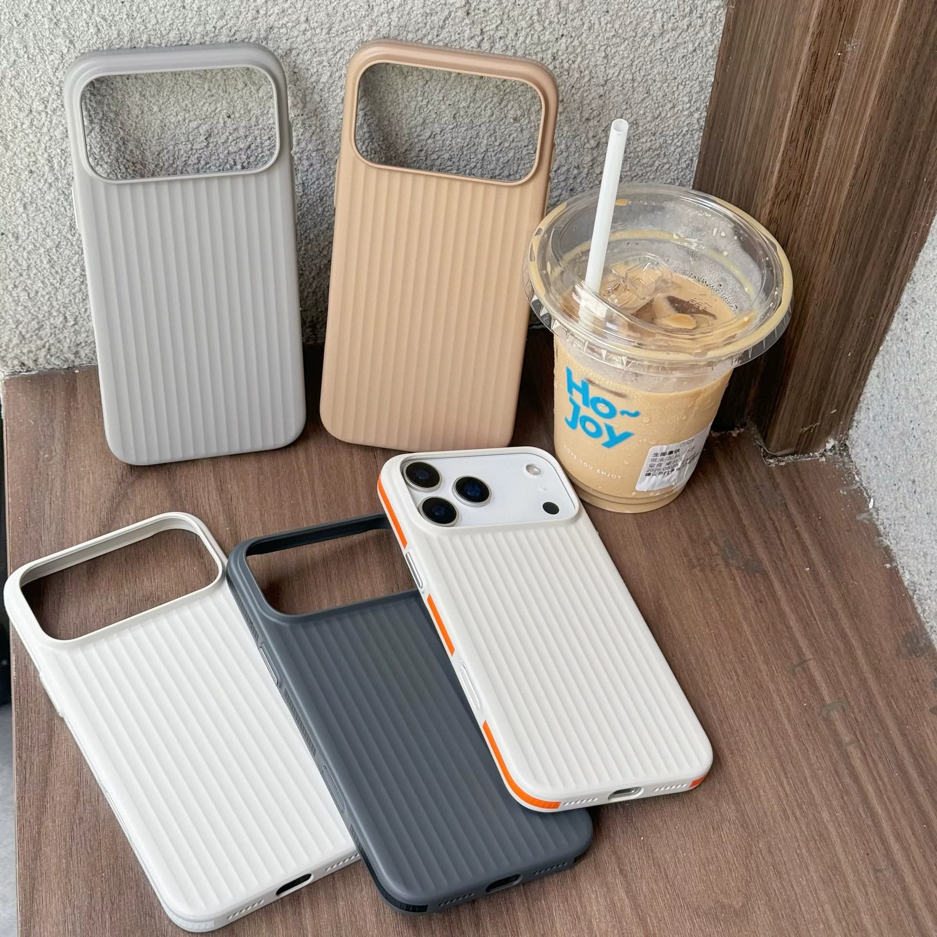 Compatible with iPhone 17 Pro Max Case Frosted Corrugated Anti-Slip Magnetic Apple 16 Full Coverage Drop Protection Cover