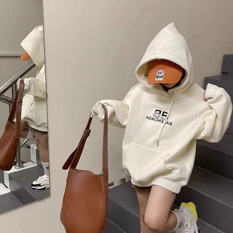 Girls' Hoodie Fall/Winter 2024 New Style, Big Girl Korean Version Autumn Pullover with Hood, Trendy Kids' Clothing