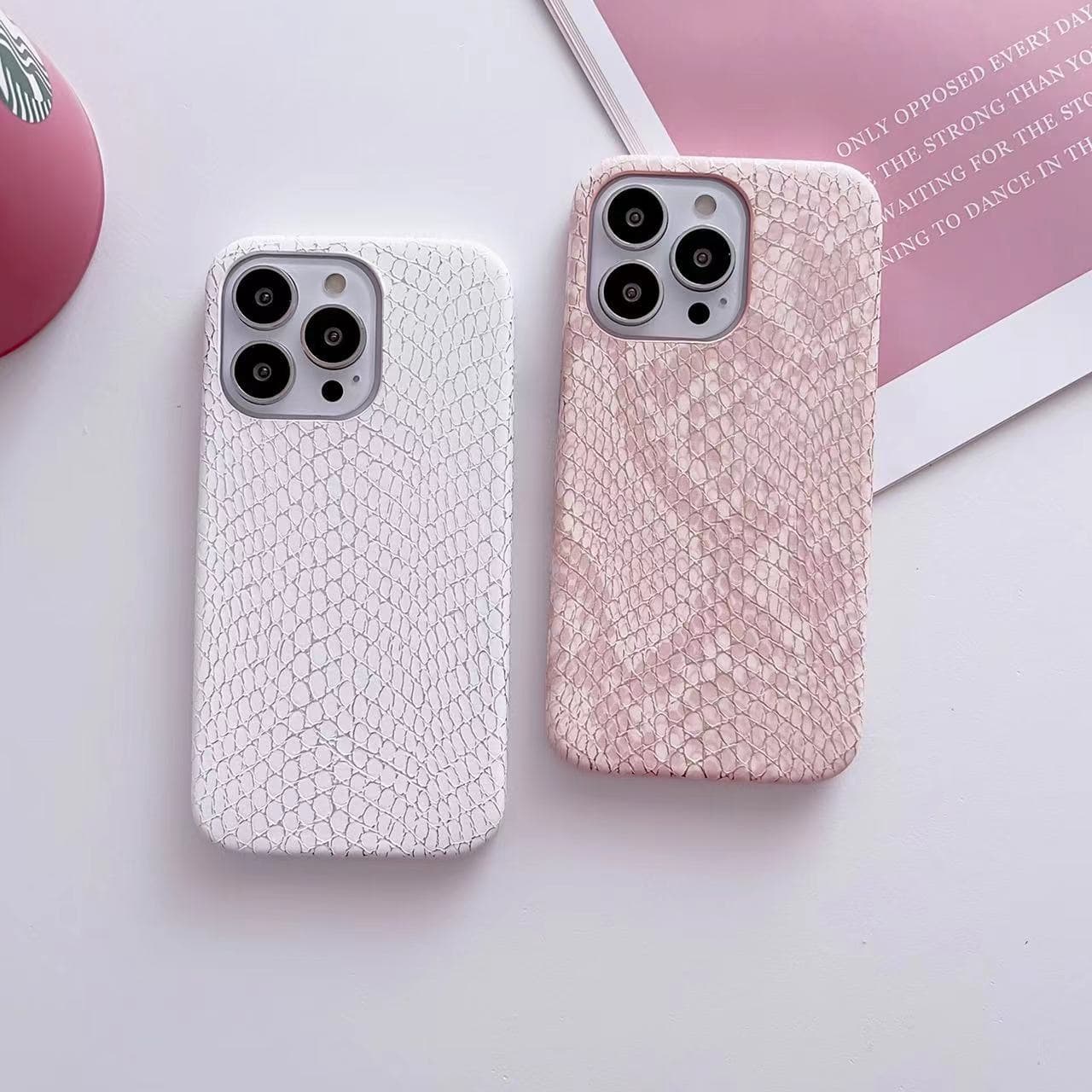 Suitable for Apple 14promax mobile phone case snakeskin pattern iphone13 half pack 12pm anti-fall 11 women's protective cover
