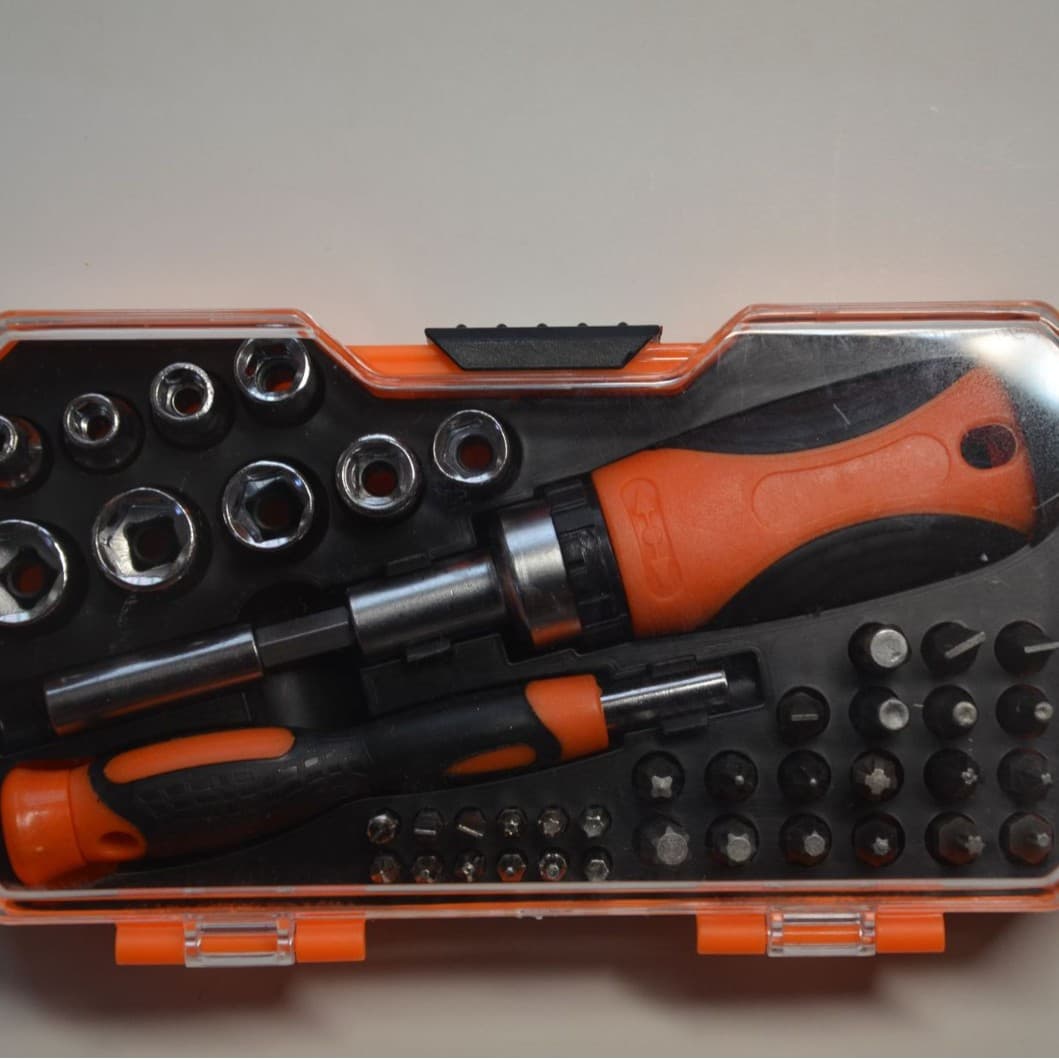 Factory Direct 44-Piece Multifunctional Ratchet Screwdriver Socket Set with Flathead, Phillips, and Torx Bits, Customizable