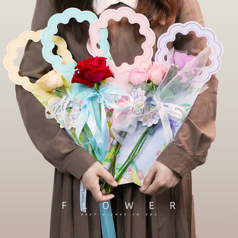 Cross-border supply of single hand-held flower card bouquet wrapping paper card greeting card single flower packaging flower arrangement packaging bag