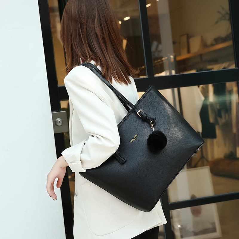 Women's New European and American Fashion Tote Bag Commuter Large Capacity Retro Shoulder Bag
