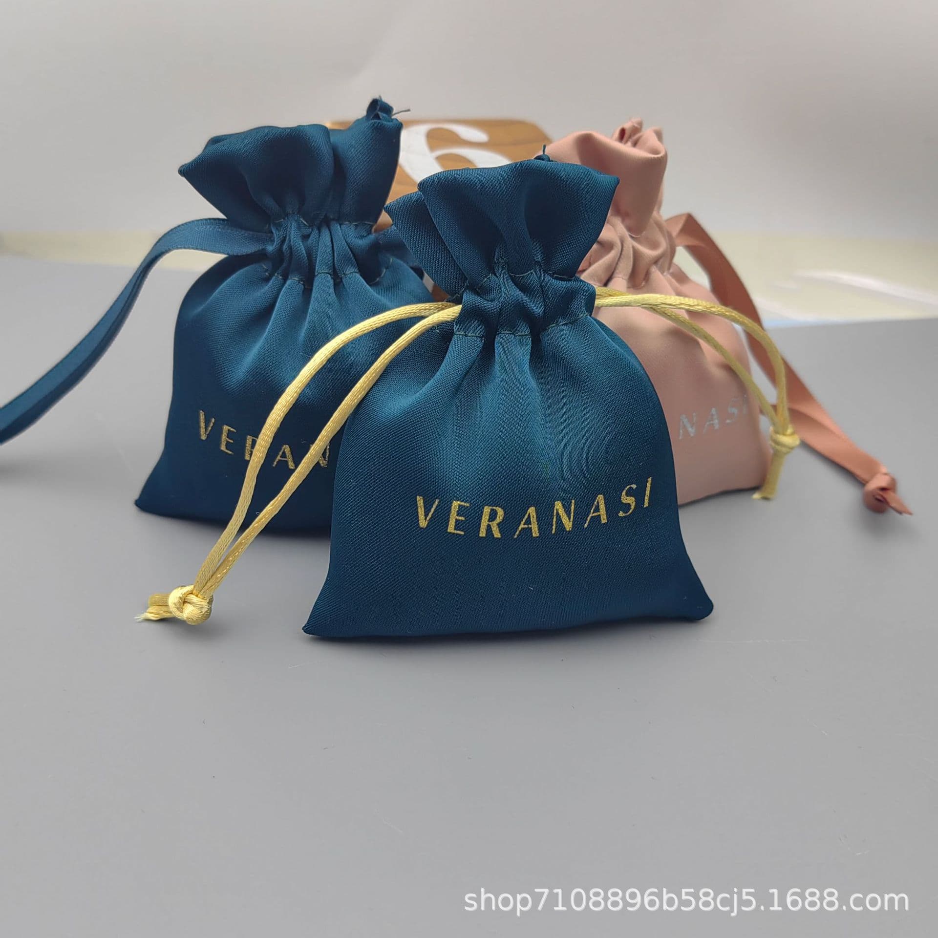 Professional custom acetate drawstring bags for cosmetics and gifts, wholesale from the factory.