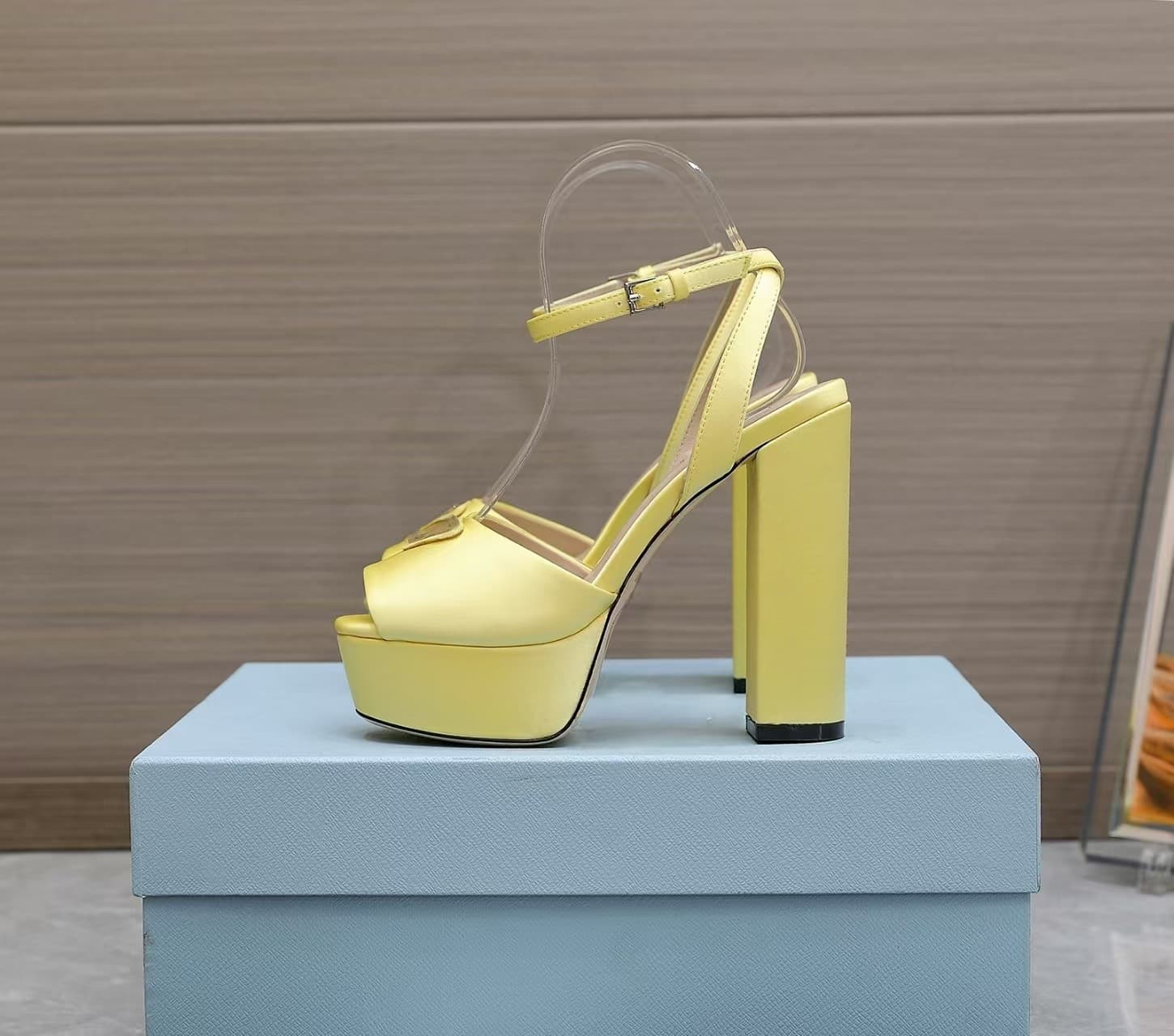 2025 New Summer Sandals High Heel Sandals Women Thick Platform Chunky Heel Runway Shoes Fashion Peep Toe Hollow Women's Shoes