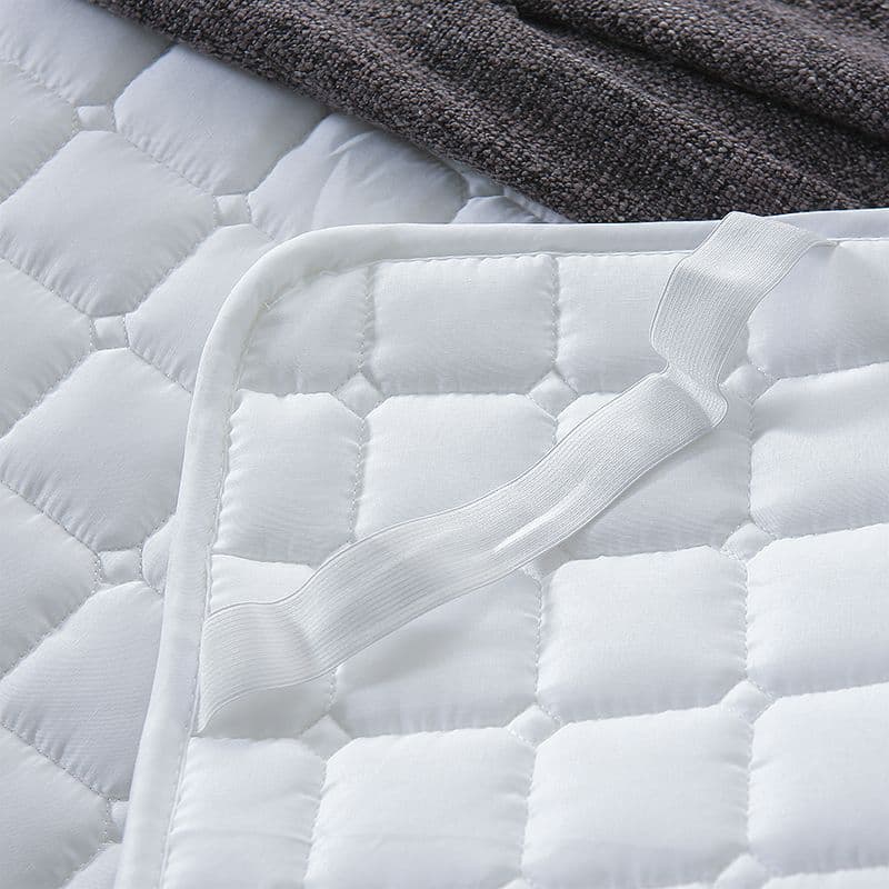 Five-Star Hotel Bed Mattress Protector, Thick Anti-Slip Pad Bedding Simmons Mattress Soft Pad Wholesale