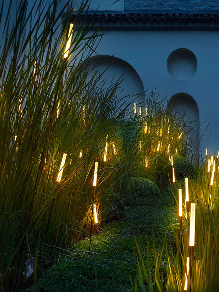 North Coffee Garden Lamp Outdoor Waterproof Club Park Lawn Lamp Landscape Lamp Garden Villa Lamp Reed Lamp