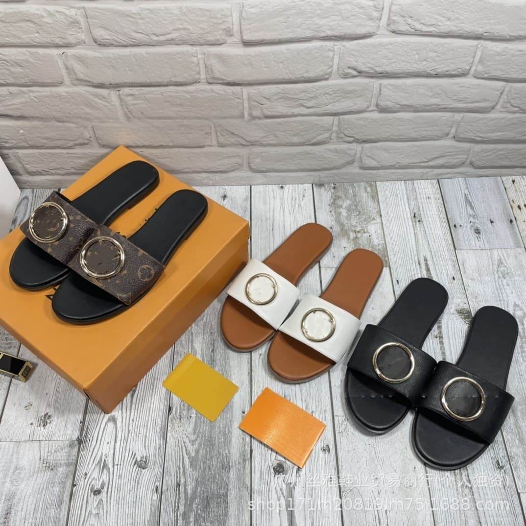 Exclusively for Foreign Trade, L Brand Slippers High-End Version with Monogram Letters, Rubber Metal Buckle Women's Flat Slippers Wholesale