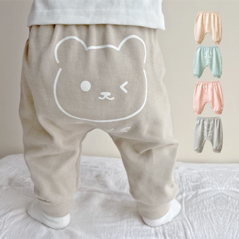 Baby diaper pants for spring and autumn, elasticated cuffs, loose-fitting cotton harem pants for boys and girls, suitable for outer wear, 1 year old.