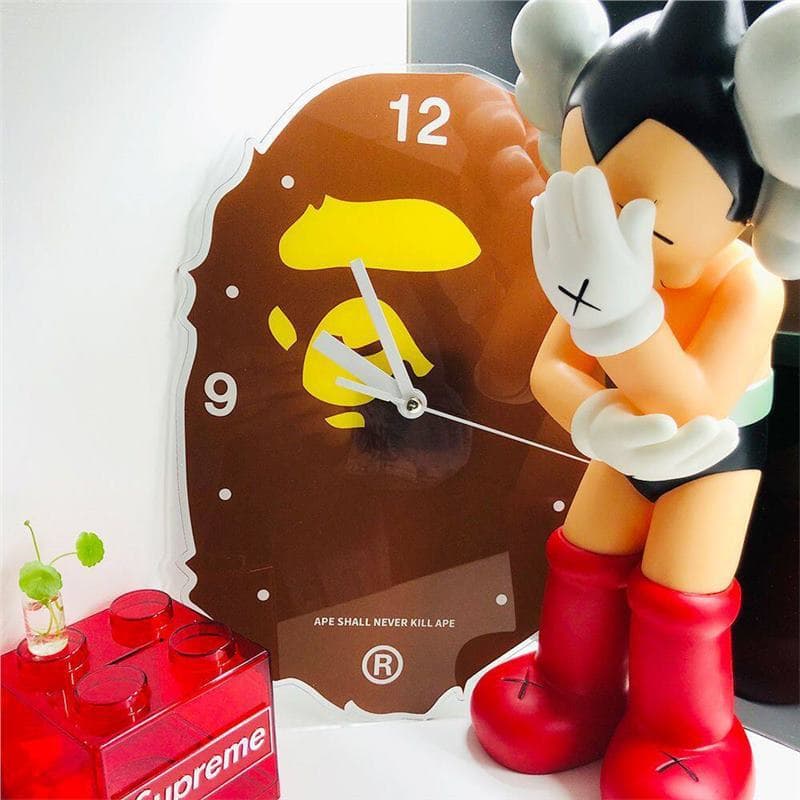 BAPE ape-man clock trendy brand internet celebrity clock simple creative modern silent wall clock home living room decoration ins