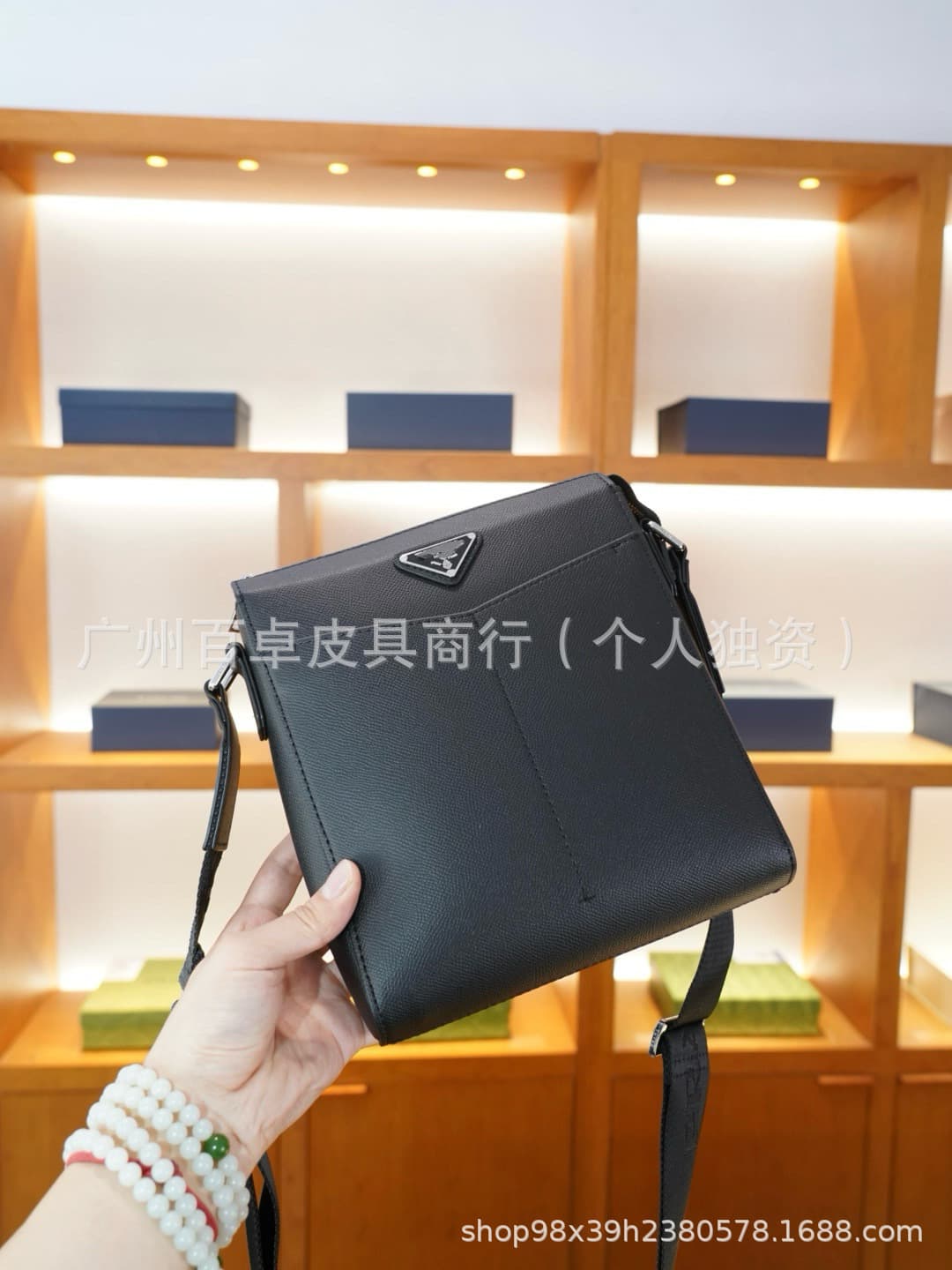 P home microfiber men's commuter triangle crossbody bag small square bag with gift box foreign trade cross-border